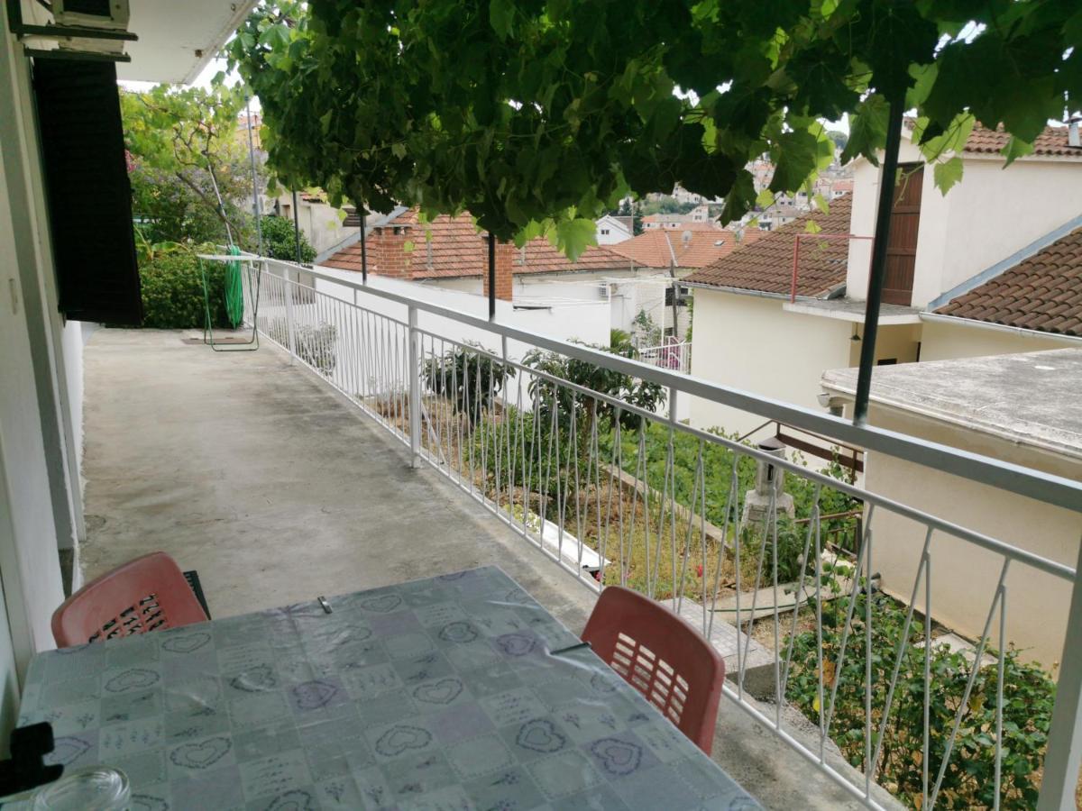 Room Dobrenka Χβαρ Εξωτερικό φωτογραφία